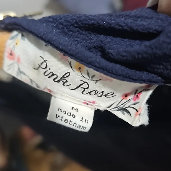 Pink Rose short sleeve  top - Picture 4 of 4